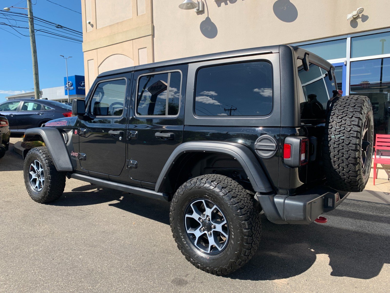 Used 2022 Jeep Wrangler Unlimited Rubicon AWD/4WD image 5