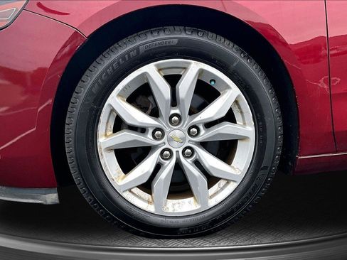 Used 2017 Chevrolet Impala LT w/ Convenience Package FWD image 10