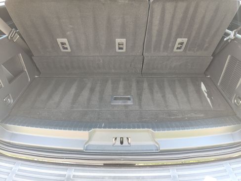 Used 2023 Ford Expedition XLT RWD image 24