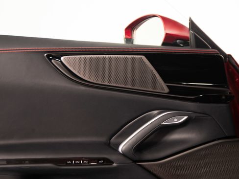 Certified 2025 Ferrari Purosangue AWD/4WD image 18