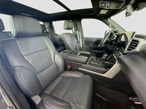 Certified 2025 Toyota Tundra Platinum image 17