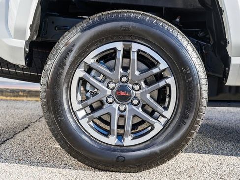 Used 2024 Toyota Tacoma TRD Sport image 20