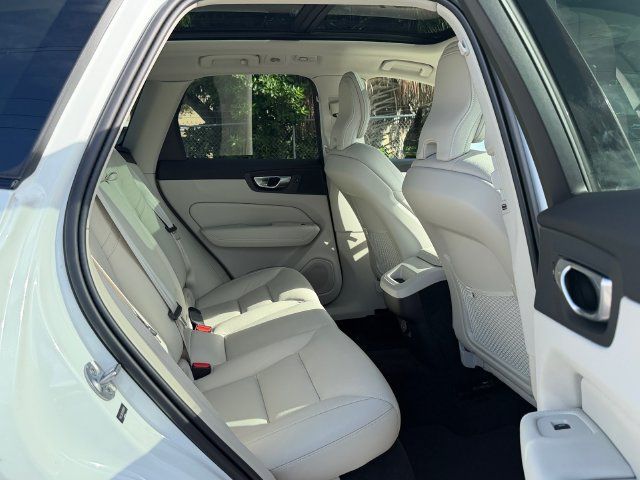 Used 2024 Volvo XC60 B5 Plus w/ Protection Package AWD/4WD image 17