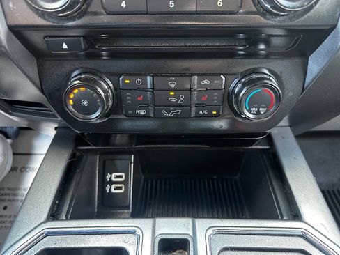 Used 2016 Ford F150 XLT w/ Equipment Group 302A Luxury RWD image 17