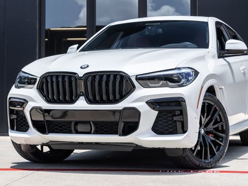 Used 2022 BMW X6 xDrive40i w/ M Sport Package AWD/4WD image 3