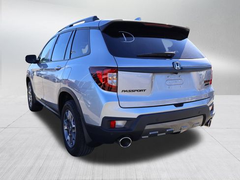 Used 2022 Honda Passport TrailSport image 5