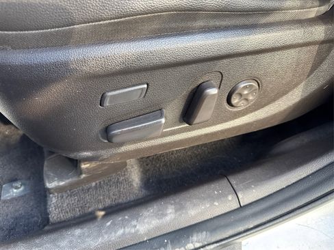 Used 2019 Hyundai Santa Fe Ultimate image 24