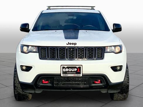 Used 2018 Jeep Grand Cherokee Laredo AWD/4WD image 4