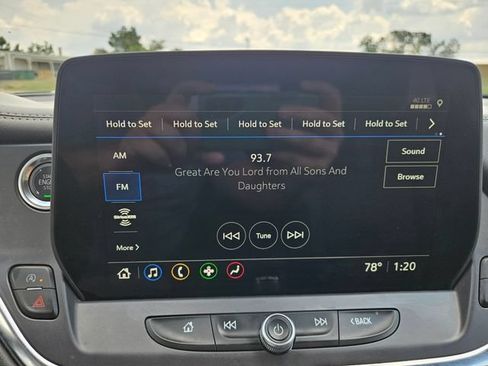 Used 2025 Chevrolet Blazer LT AWD/4WD image 19
