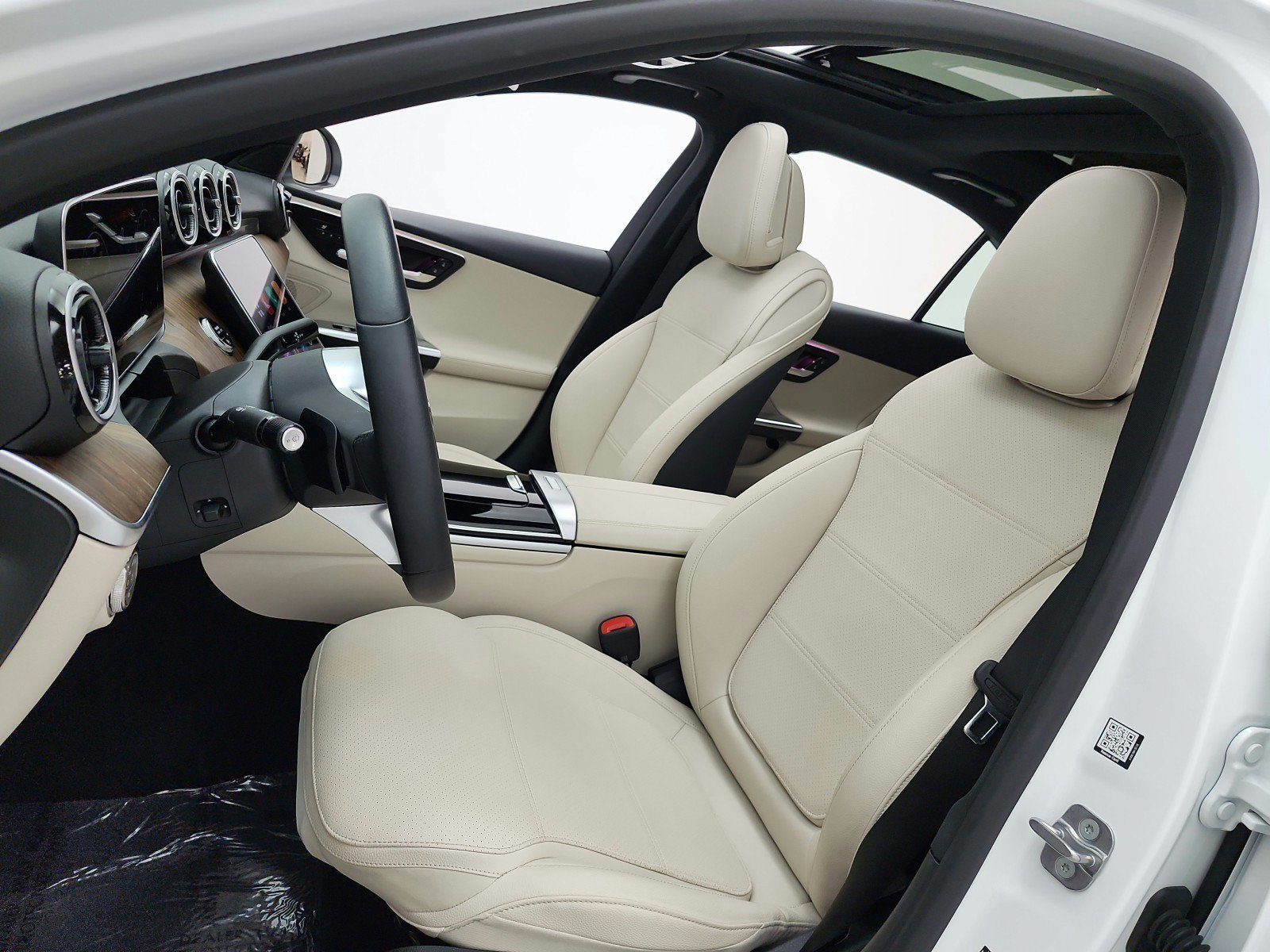 Certified 2026 Mercedes-Benz C 300 Sedan image 10