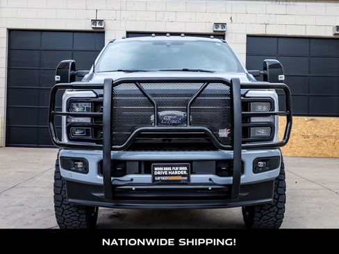 Used 2025 Ford F350 Platinum image 4