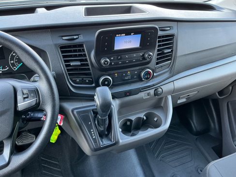 Used 2023 Ford Transit 250 Medium Roof image 12