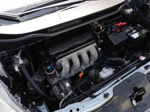 Used 2011 Honda Fit Sport image 41