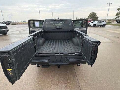 Used 2024 RAM 1500 Limited AWD/4WD image 24