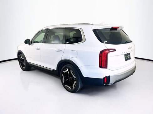 Used 2025 Kia Telluride S AWD/4WD image 5