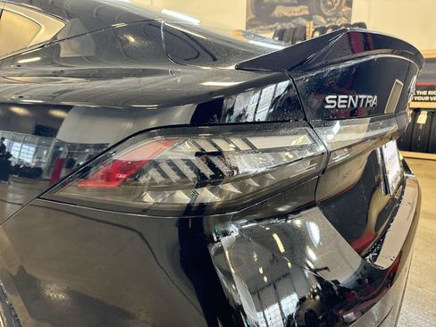 New 2026 Nissan Sentra SR w/ SR Premium Package FWD image 30