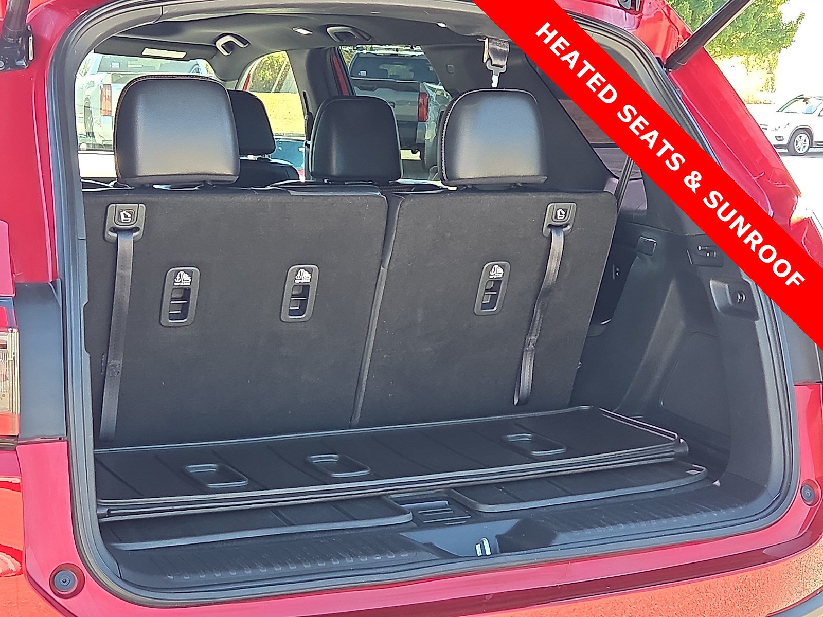 Used 2024 Honda Pilot TrailSport image 9