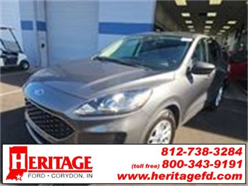 Used 2022 Ford Escape SE image 1