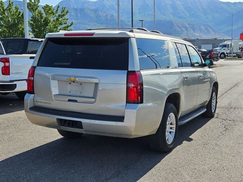 Used 2016 Chevrolet Suburban LT AWD/4WD image 3