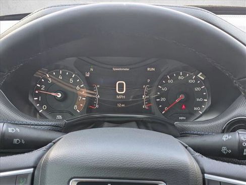 New 2026 Jeep Compass Latitude image 11