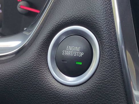 Used 2023 Chevrolet Traverse High Country FWD image 35