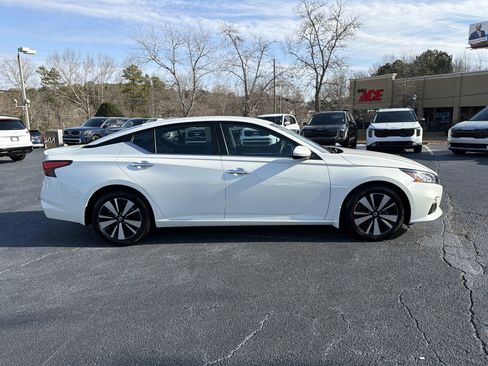 Used 2021 Nissan Altima 2.5 SV image 7