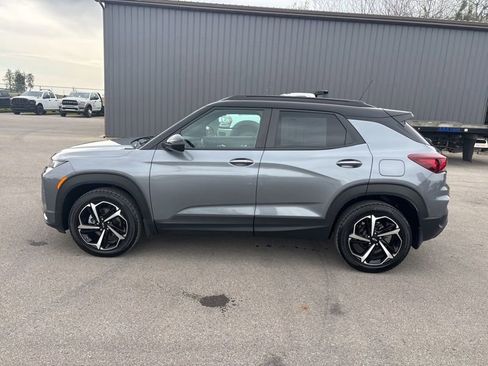 Used 2022 Chevrolet TrailBlazer RS w/ Sun and Liftgate Package AWD/4WD image 6