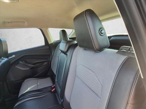 Used 2017 Ford Escape Titanium FWD image 13