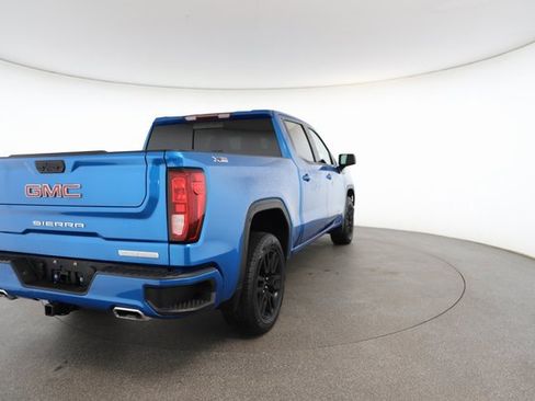 Used 2022 GMC Sierra 1500 Elevation w/ Preferred Package image 16