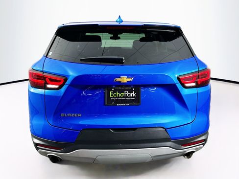 Used 2025 Chevrolet Blazer LT image 7