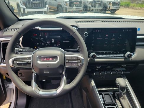 New 2026 GMC Canyon Elevation w/ Convenience Package RWD image 16