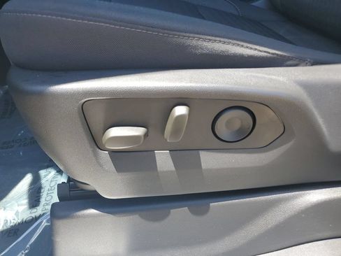 Used 2023 Chevrolet Silverado 1500 LT RWD image 22
