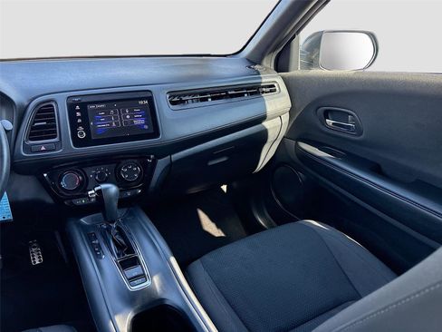 Used 2022 Honda HR-V Sport image 25