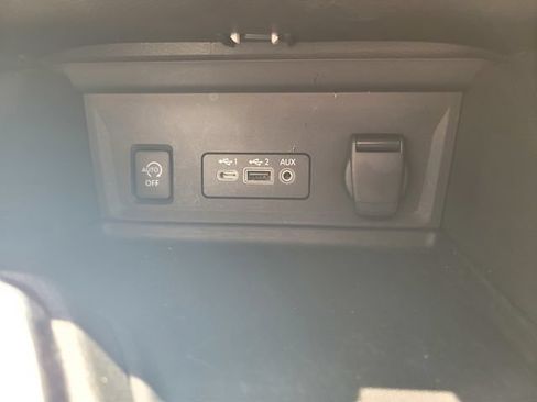 Certified 2025 Nissan Sentra SV w/ All-Weather Package FWD image 25
