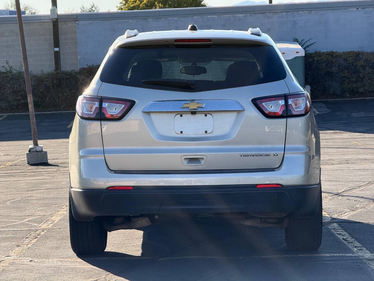 Used 2016 Chevrolet Traverse LT FWD image 4