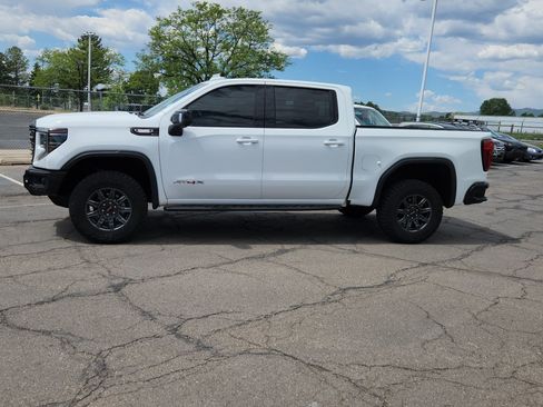 Used 2025 GMC Sierra 1500 AT4X AWD/4WD image 4