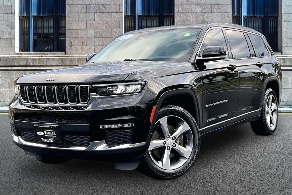 Used 2021 Jeep Grand Cherokee L Limited AWD/4WD image 2