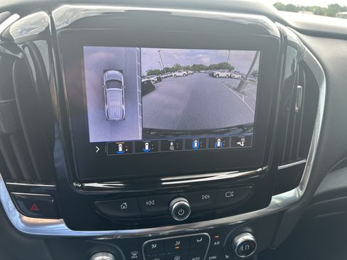 Used 2020 Chevrolet Traverse RS FWD image 28