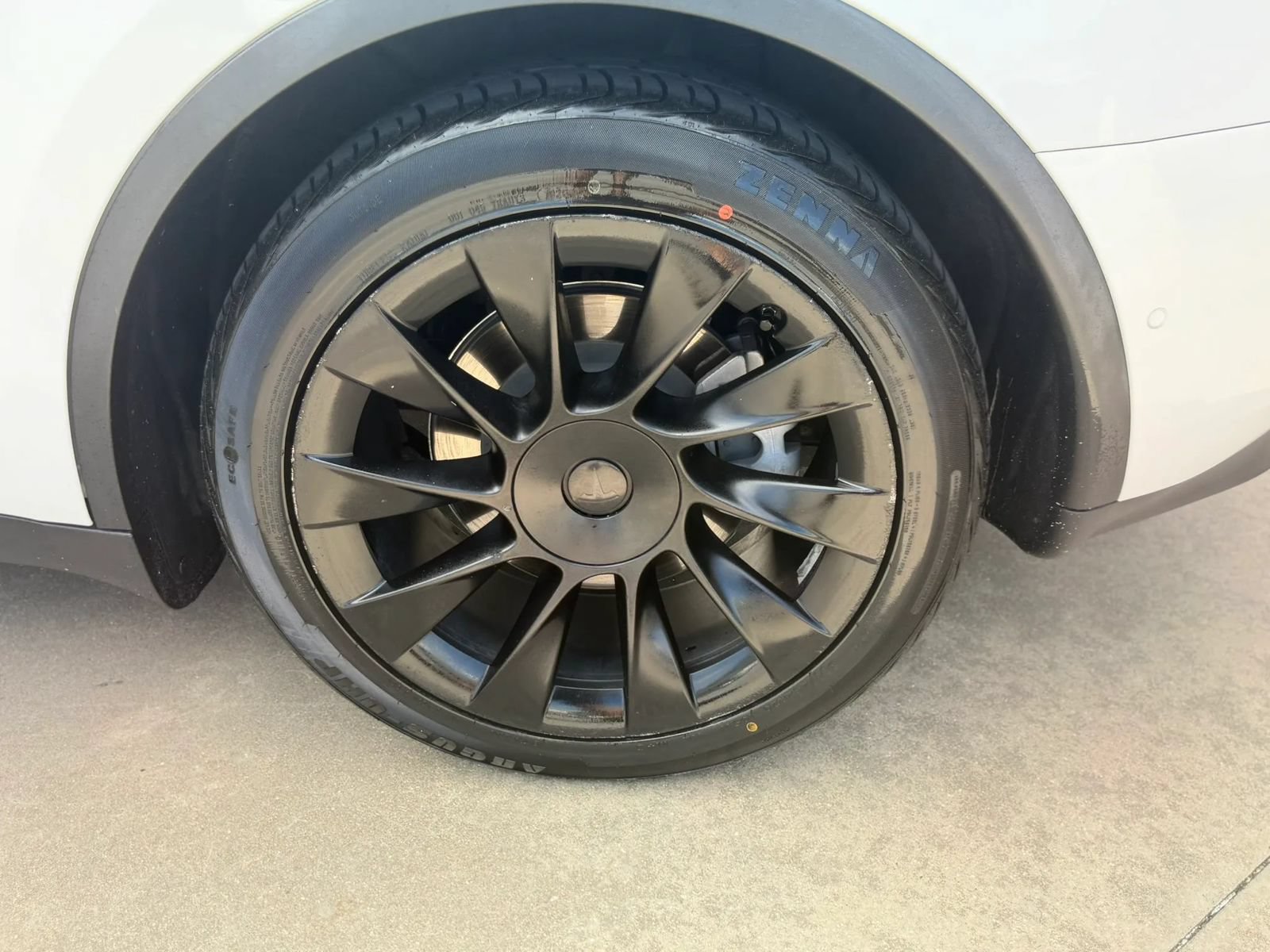 Used 2021 Tesla Model Y Long Range AWD/4WD image 13