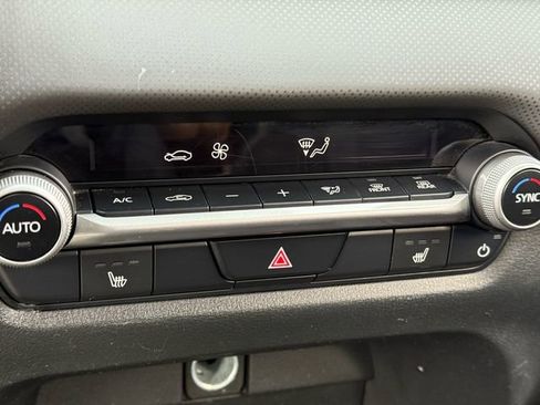 Used 2024 MAZDA CX-50 AWD 2.5 S w/ Preferred Package image 16