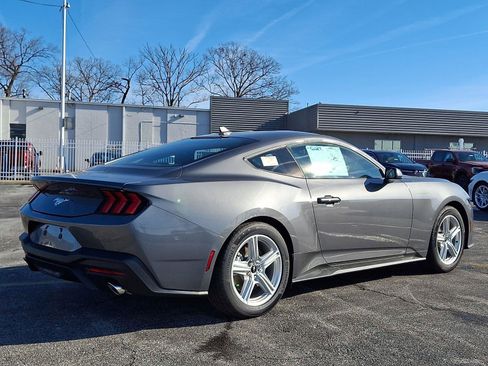 New 2026 Ford Mustang Coupe image 4