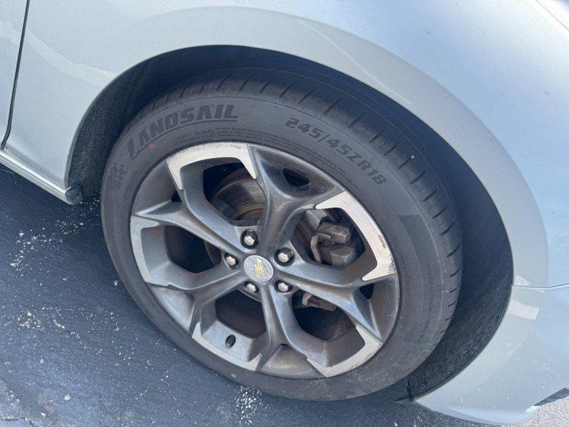 Used 2019 Chevrolet Malibu RS FWD image 5