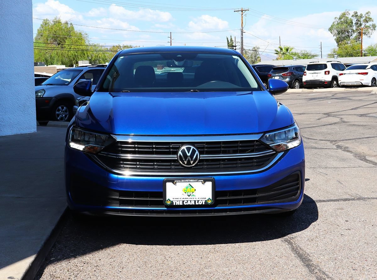 Used 2022 Volkswagen Jetta SE FWD image 17