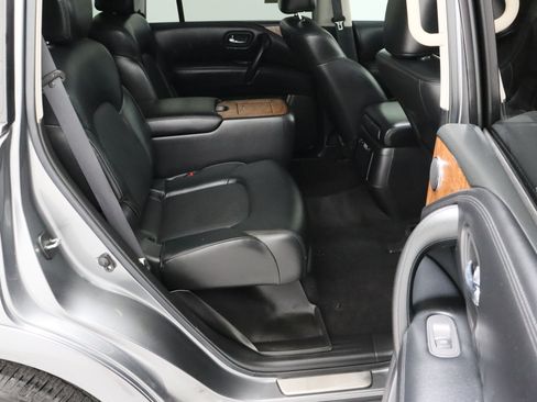Used 2021 Nissan Armada SL w/ Captain's Chairs Package RWD image 40