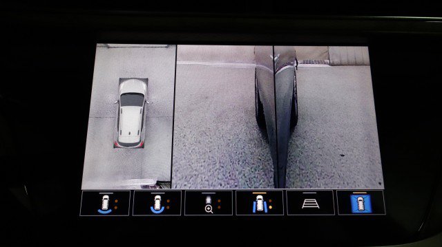 Used 2021 Buick Encore GX Select w/ Advanced Technology Package AWD/4WD image 14