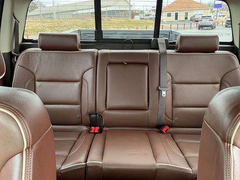 Used 2017 Chevrolet Silverado 3500 High Country w/ Duramax Plus Package image 12