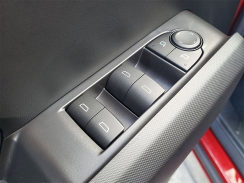 New 2026 Chevrolet Colorado W/T image 12