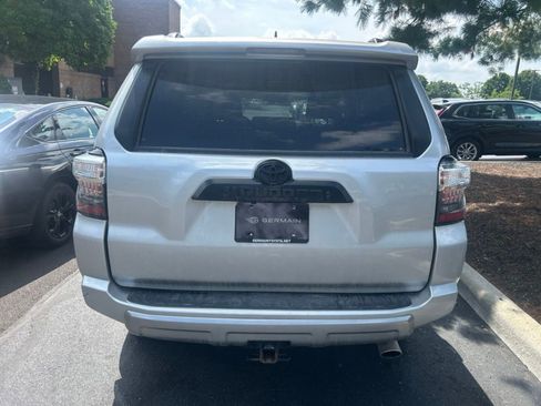 Used 2022 Toyota 4Runner TRD Off-Road Premium w/ TRD Black Wheel Package (TMS) AWD/4WD image 12