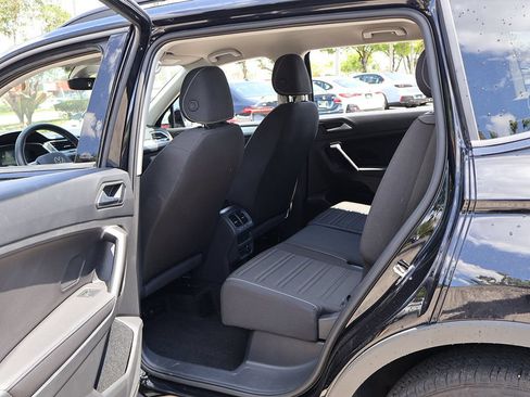 Used 2024 Volkswagen Tiguan S FWD image 34