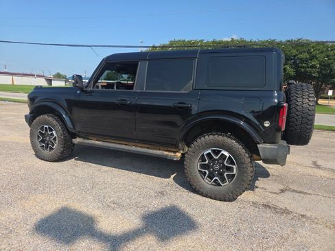 Used 2024 Ford Bronco Outer Banks AWD/4WD image 5